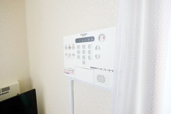 レオパレスフェリース上野の物件内観写真